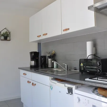 Holiday home Duinland 27a *